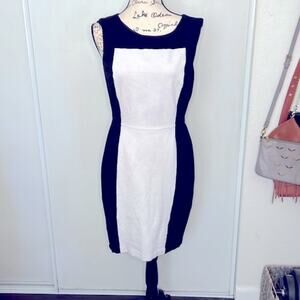 White House Black Market Sleeveless Black/White Color Block Sheath Dress Size 8